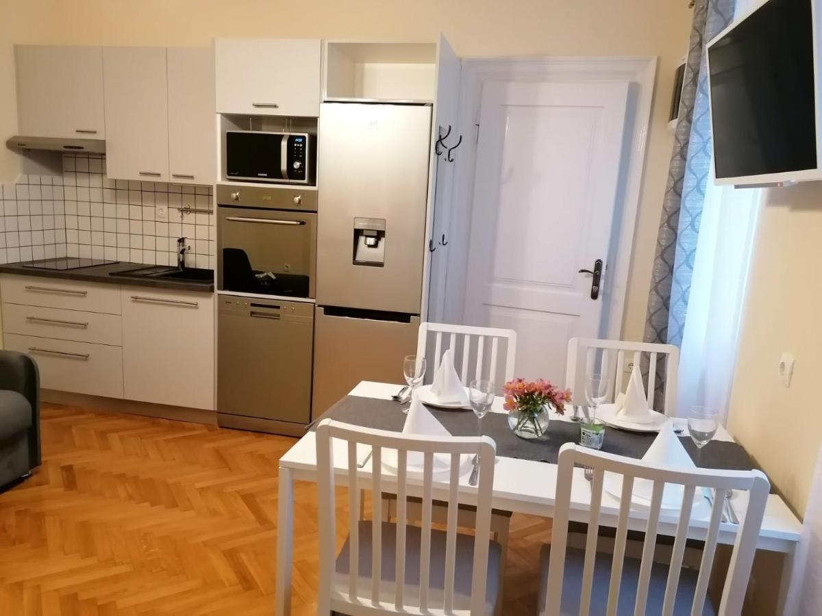 Apartman Lusetic Opatija Exteriör bild