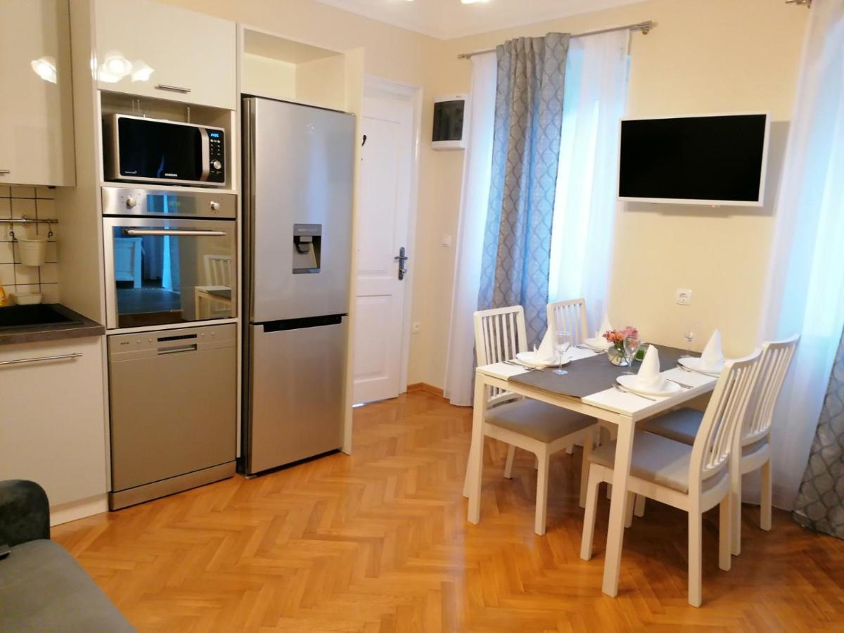 Apartman Lusetic Opatija Exteriör bild